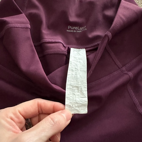 Purple Oasis PureLuxe Pocket Leggings - Picture 6 of 9